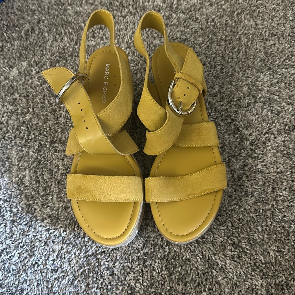 Marc Fisher Wedges